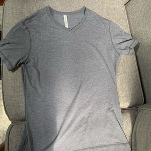Lululemon v neck t-shirt Medium Gray